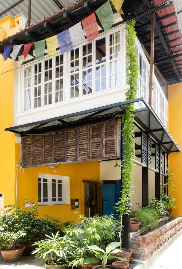 5/4 - Calcutta'S Freshest Bnb Exterior photo