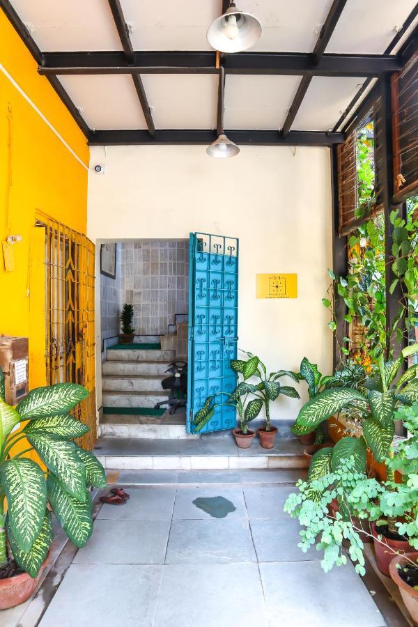 5/4 - Calcutta'S Freshest Bnb Exterior photo